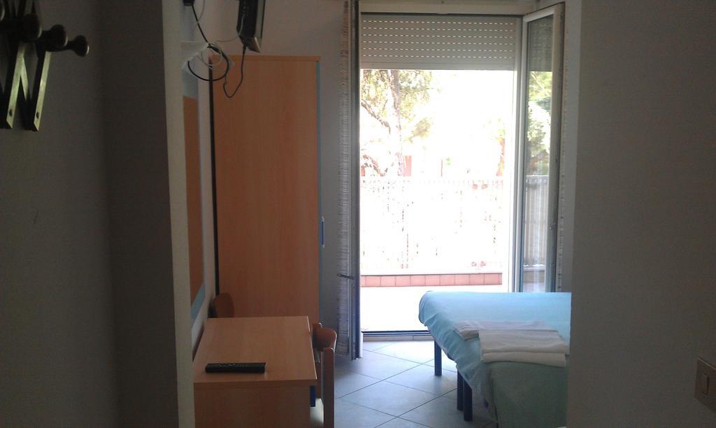 Hotel Edelweiss Cervia Cameră foto