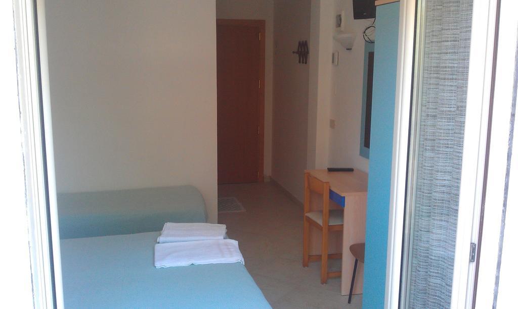 Hotel Edelweiss Cervia Cameră foto