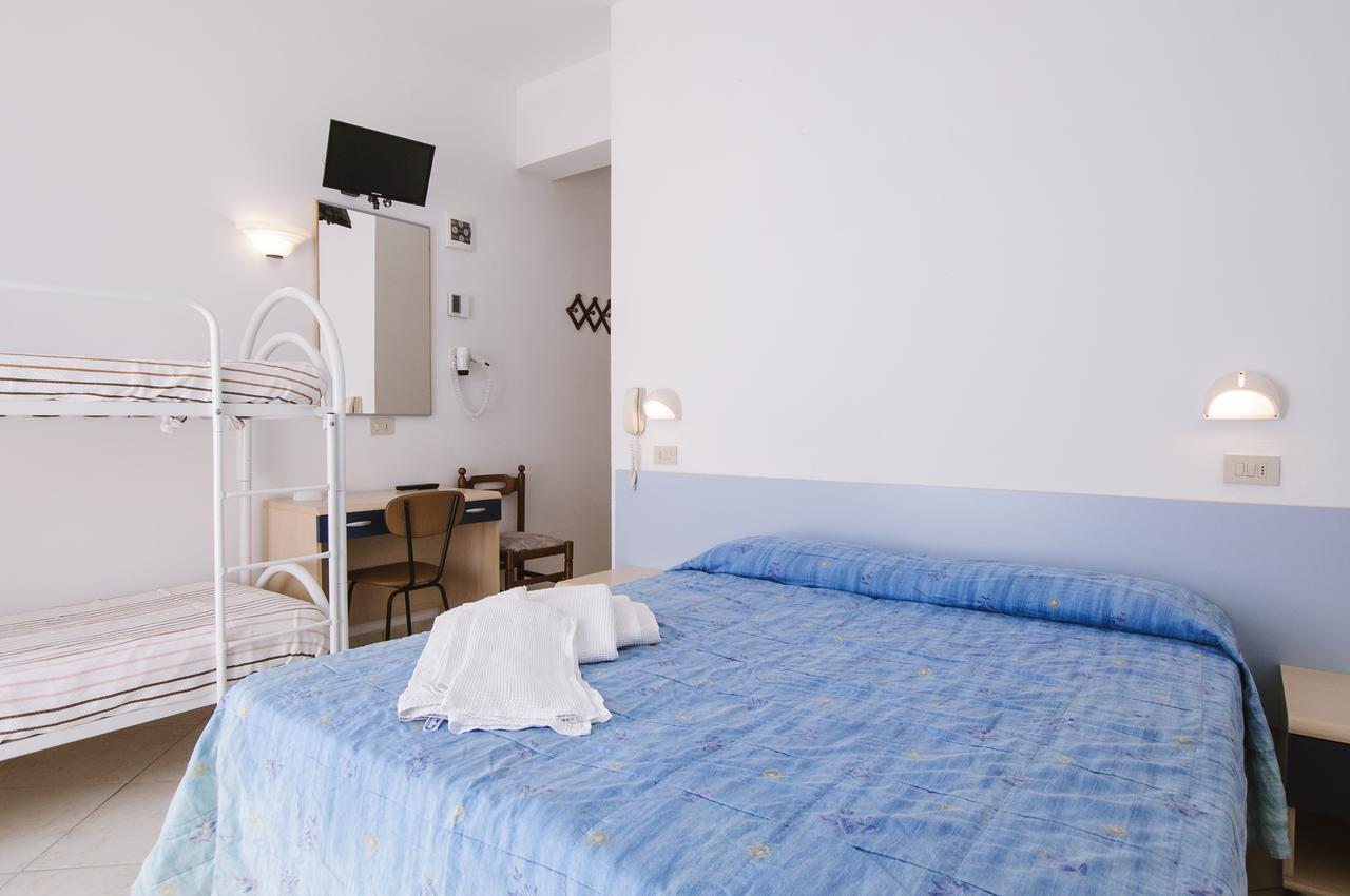Hotel Edelweiss Cervia Exterior foto
