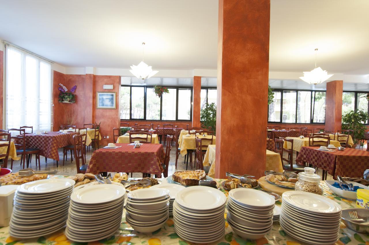 Hotel Edelweiss Cervia Exterior foto